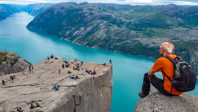 IMPERIO VIKINGO & HELSINKI